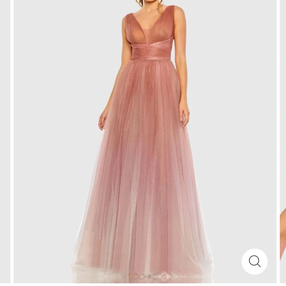 NWOT Mac Duggal glitter ombré tulle ball gown